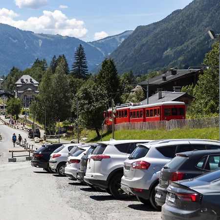 Appartement Le Galetas Des Planards Chamonix Exteriör bild