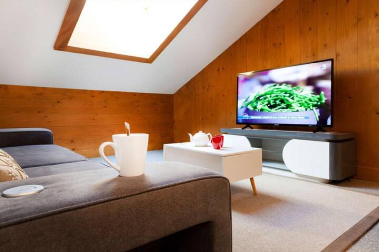 Appartement Le Galetas Des Planards Chamonix Exteriör bild
