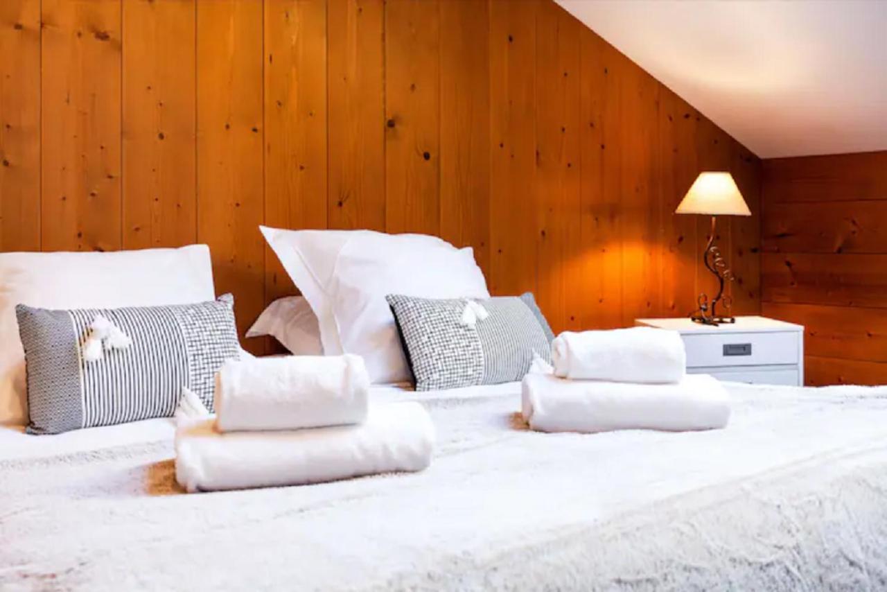 Appartement Le Galetas Des Planards Chamonix Exteriör bild